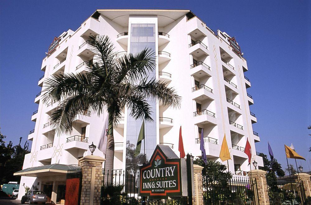 Country Inn & Suites Haridwar Bagian luar foto