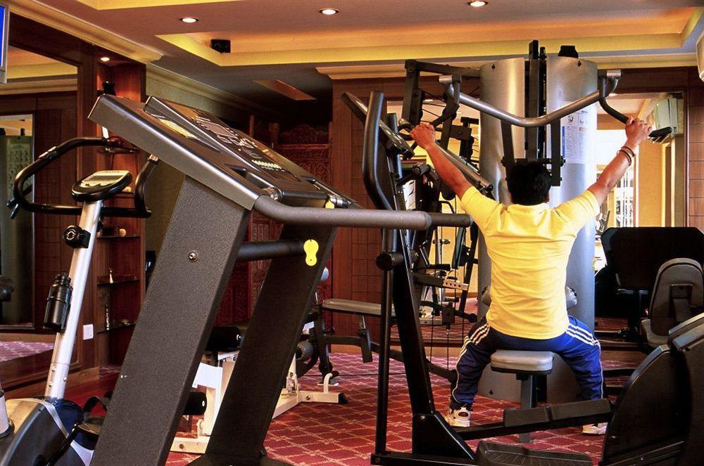 Country Inn & Suites Haridwar Bagian luar foto