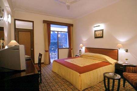 Country Inn & Suites Haridwar Bagian luar foto